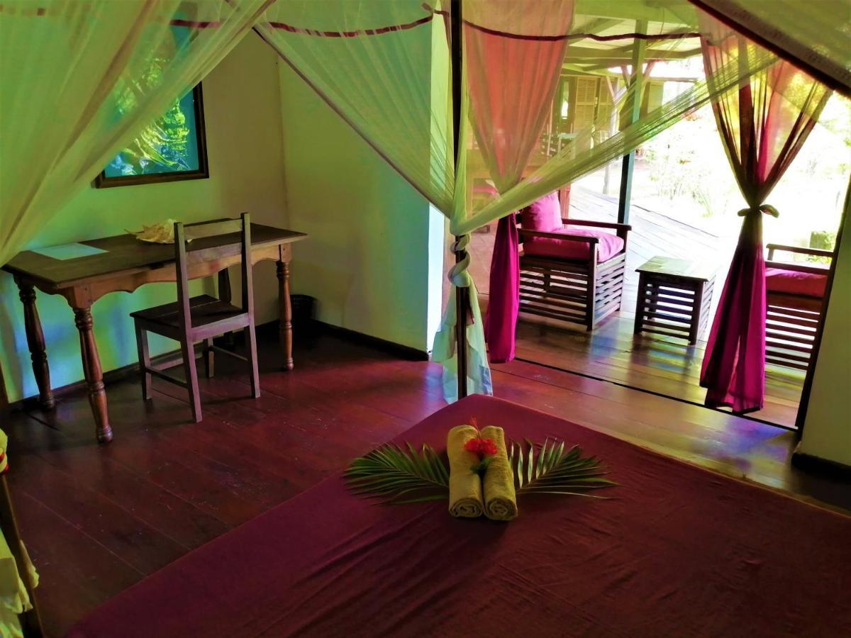 Chambres D'Hotes Villa Les Orchidees Chez Ago Ile Sainte-Marie Экстерьер фото
